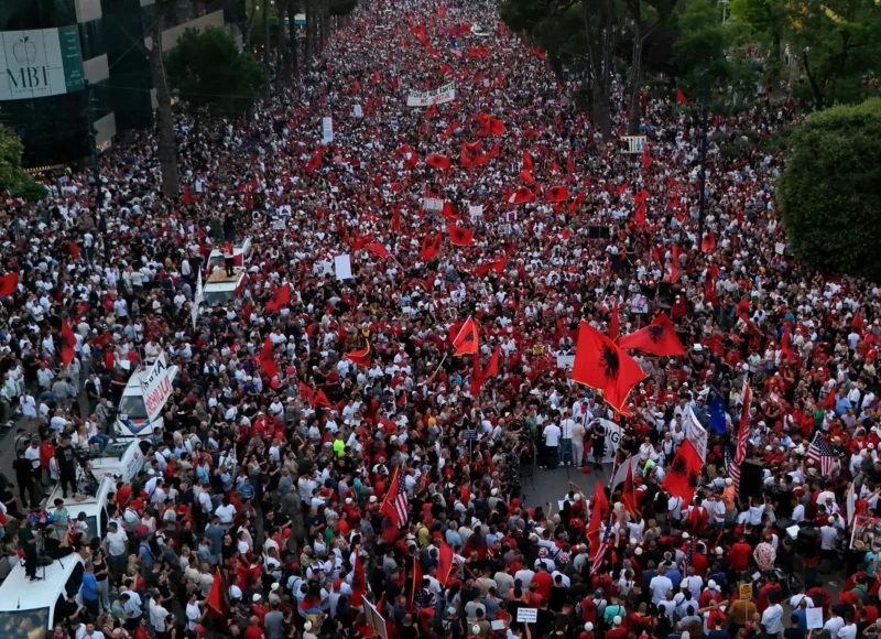 Shkaku i protestës- konspiracion gjithandej- Kevi Muçllari